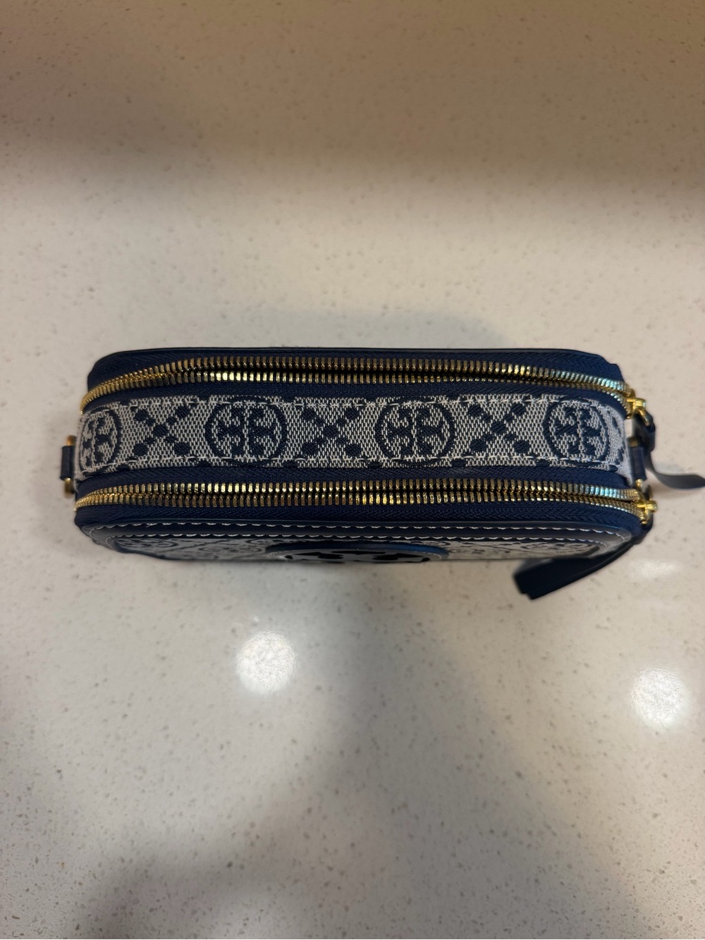 Tory Burch Navy and Cream Logo Jacquard Wristlet - Picture 2 of 2